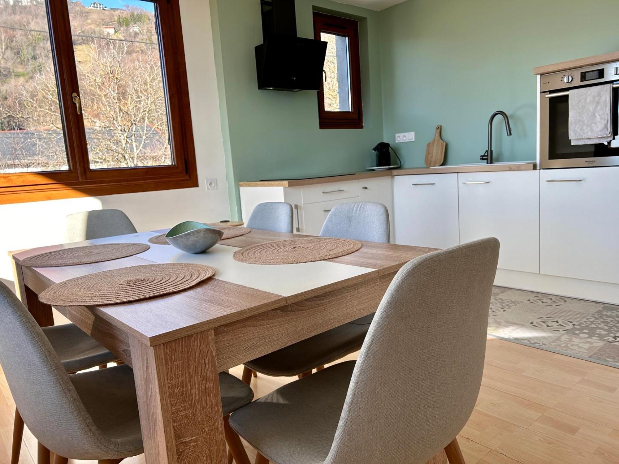Appartement Au Coeur Des Alpes Albertville Exteriör bild